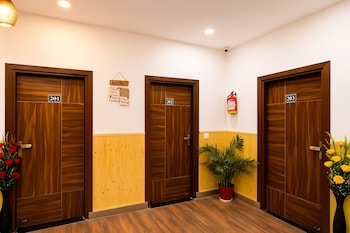 hotel shiva lake mussorrie