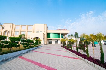 Arika Grand Kathua,Kathua,3 star