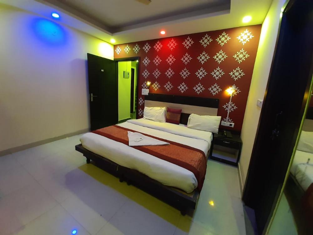 castle and kanchan palace