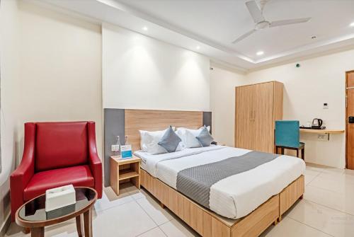 Sapphire Bliss Hotel,Patrika Nagar,3 star