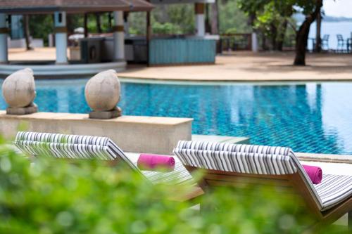 hotel lanta cliff beach resort and spa koh lanta