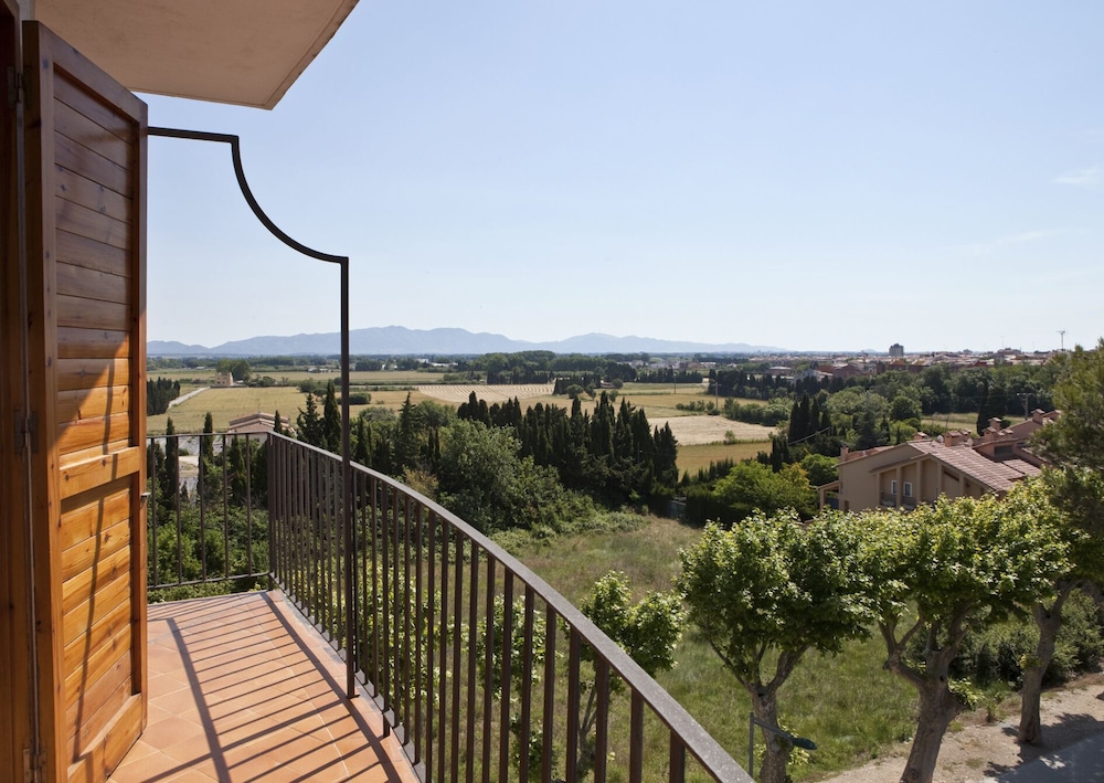 hotel emporda figueres