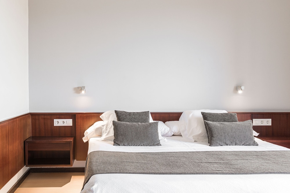 hotel emporda figueres