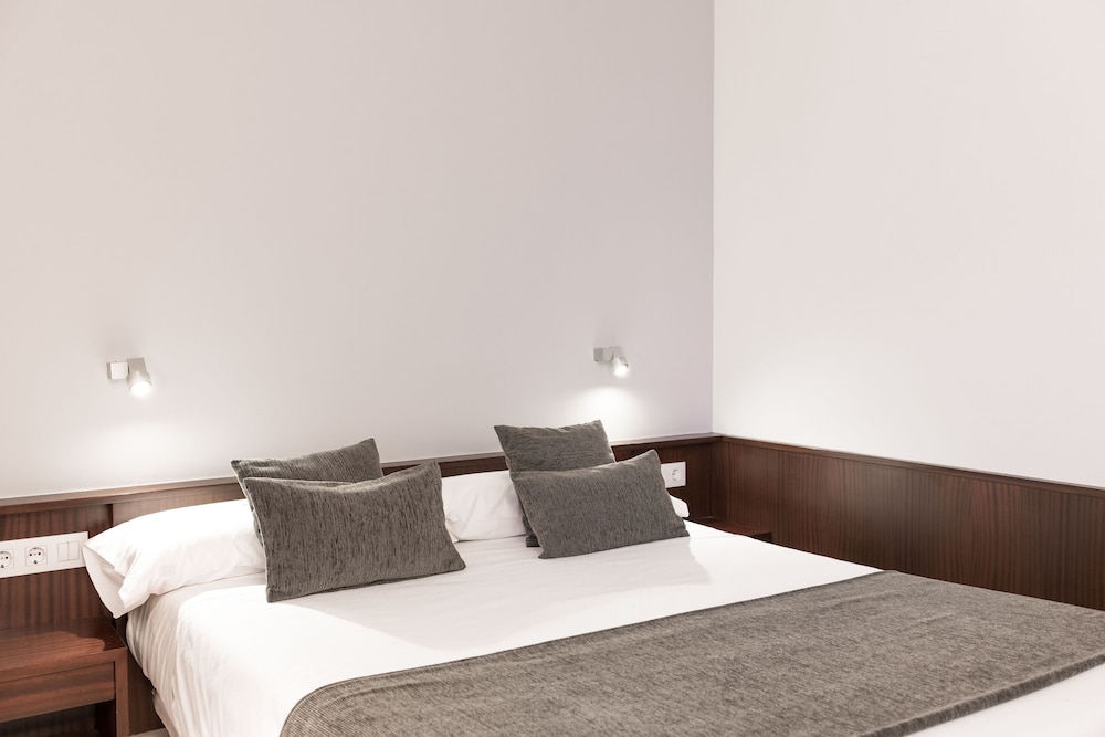 hotel emporda figueres