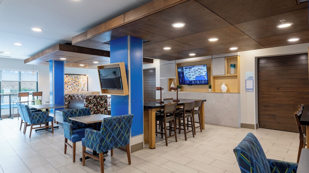 holiday inn express hotel and suites macon west by ihg