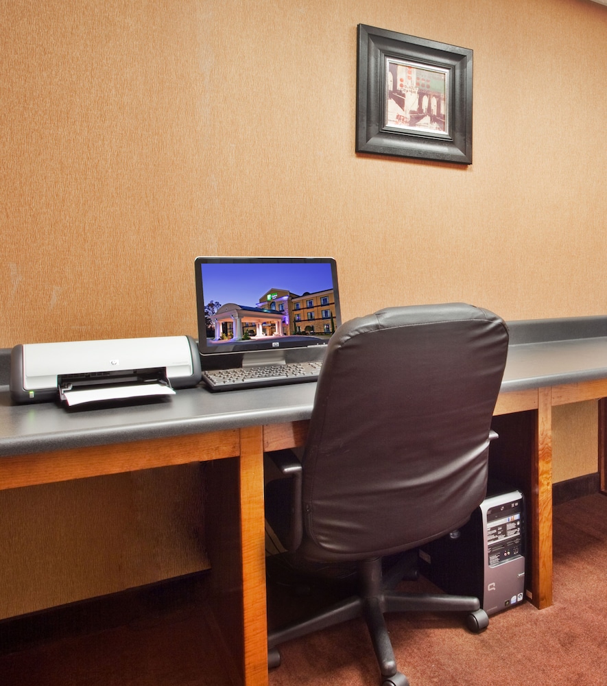 holiday inn express hotel and suites macon west by ihg