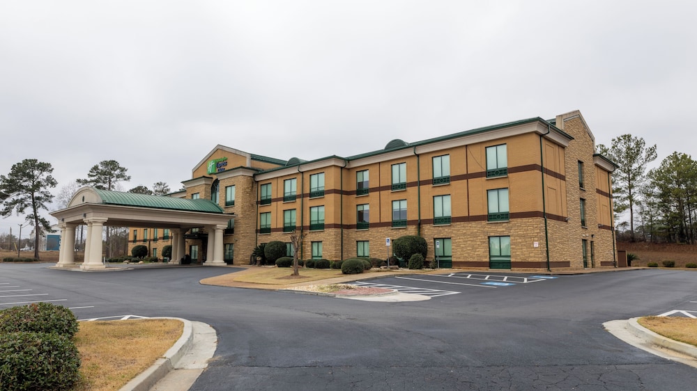 holiday inn express hotel and suites macon west by ihg