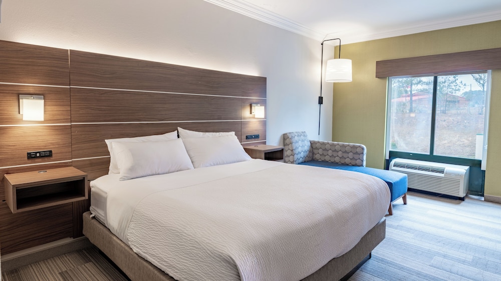 holiday inn express hotel and suites macon west by ihg
