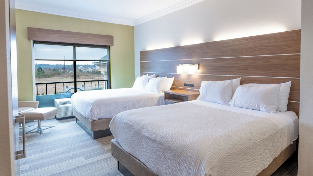 holiday inn express hotel and suites macon west by ihg