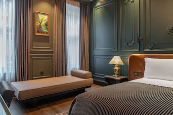 orient occident hotel istanbul autograph collection
