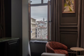 orient occident hotel istanbul autograph collection