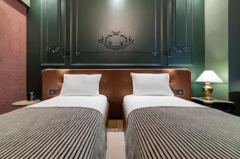 orient occident hotel istanbul autograph collection