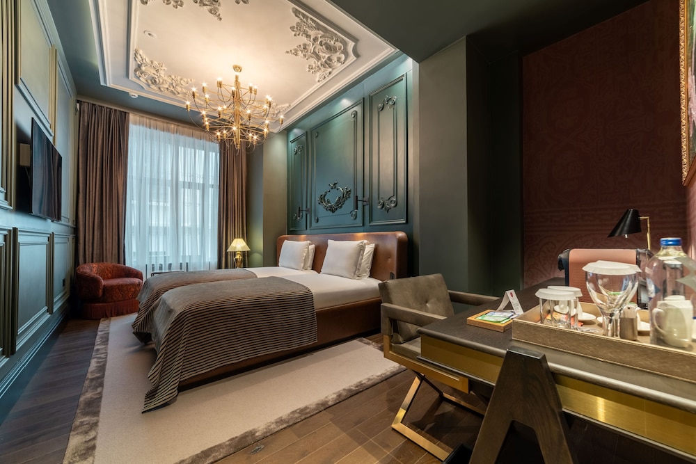 orient occident hotel istanbul autograph collection