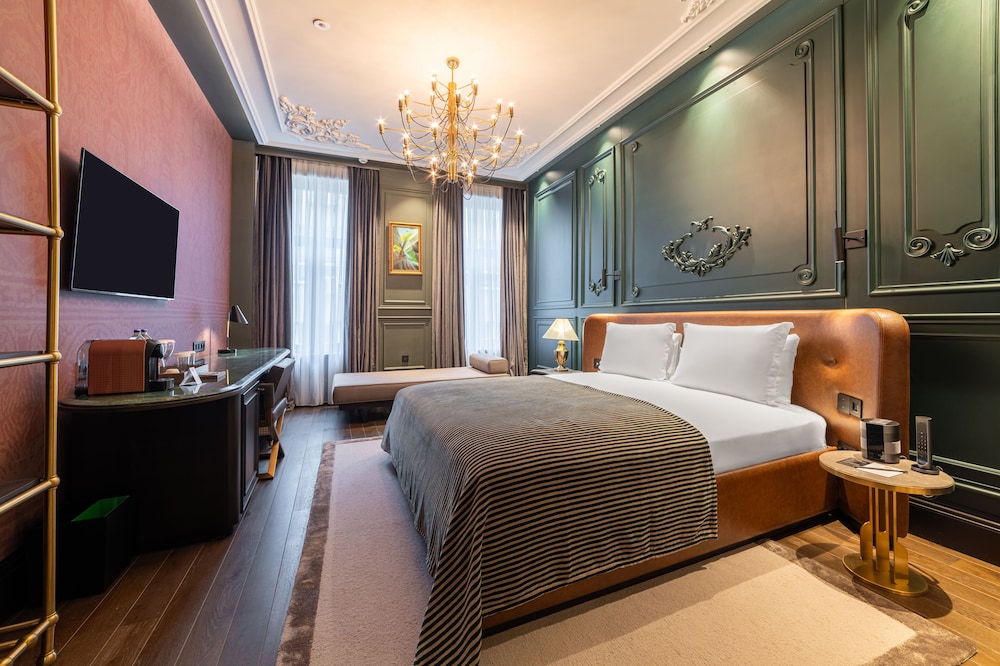 orient occident hotel istanbul autograph collection