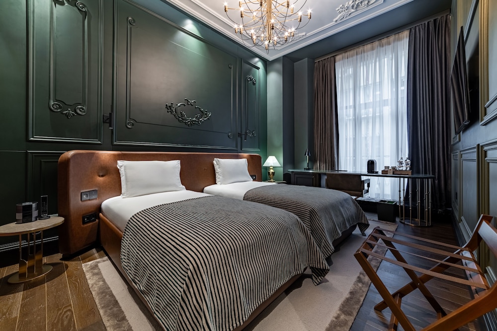 orient occident hotel istanbul autograph collection
