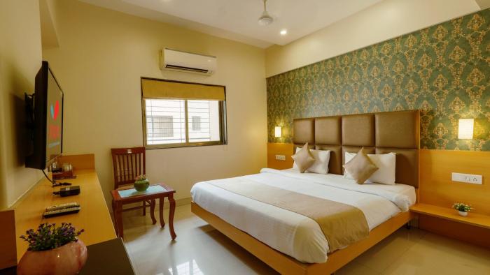 magnus square business hotel