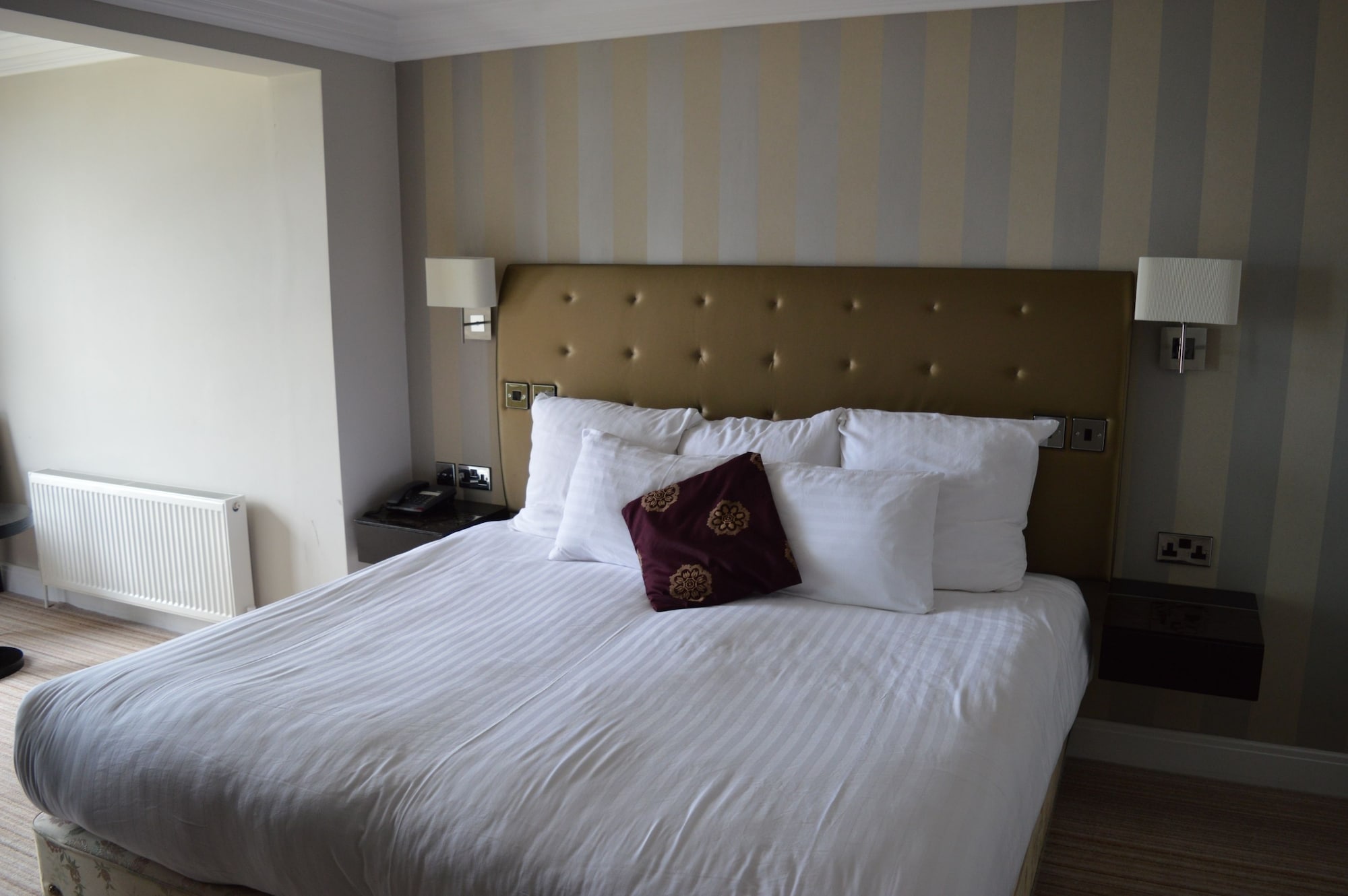the cliff hotel