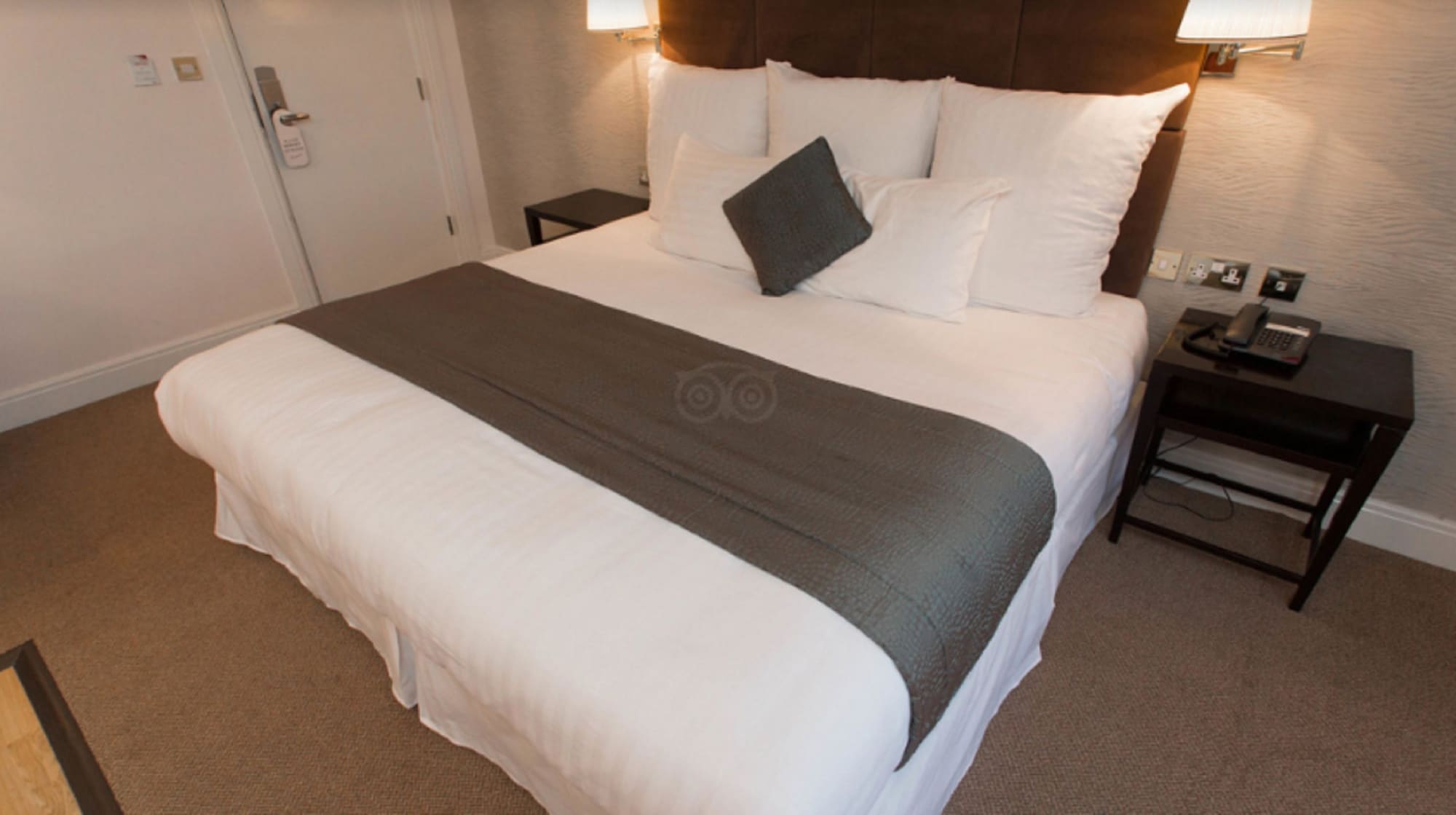 the cliff hotel