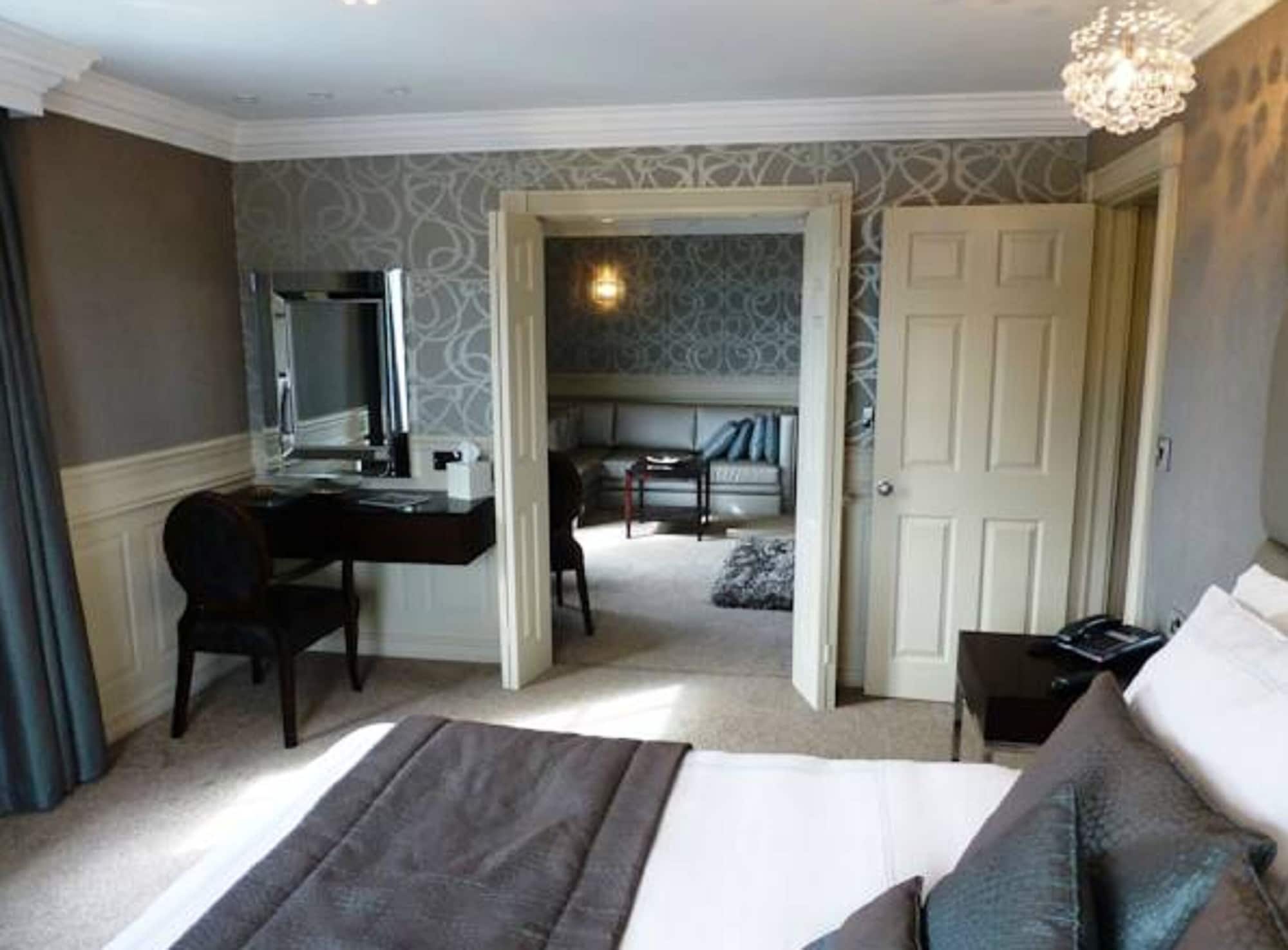 the cliff hotel