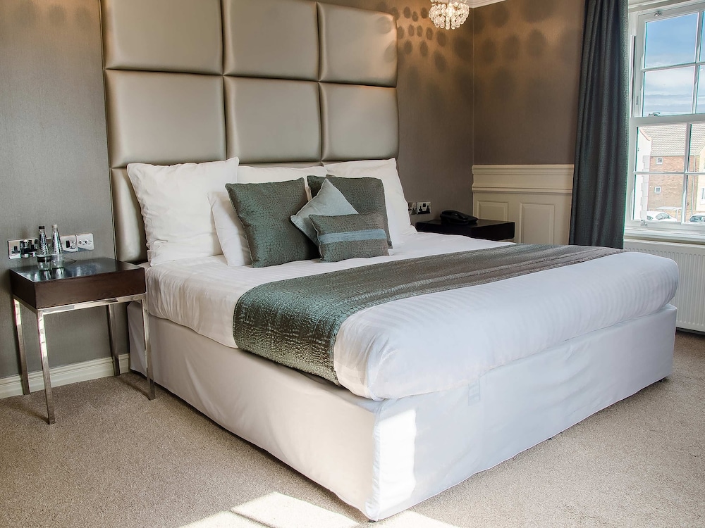the cliff hotel