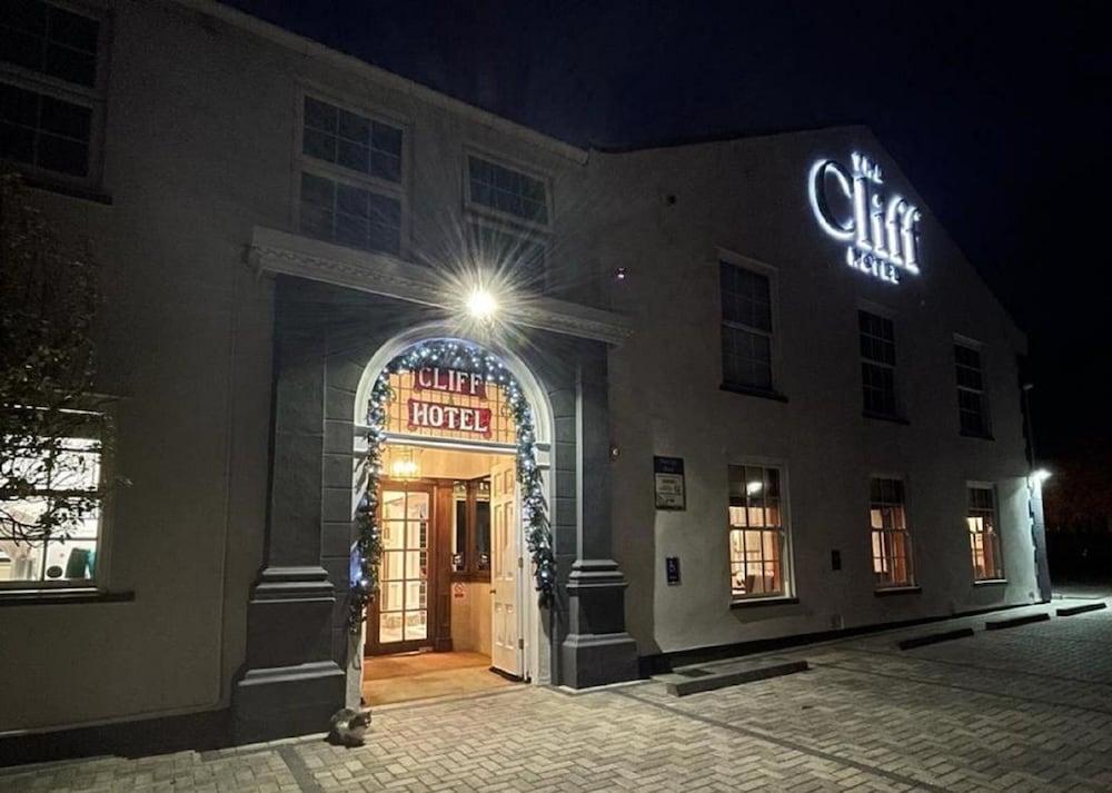 the cliff hotel