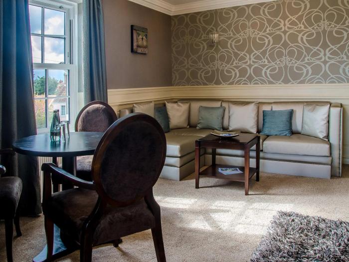 the cliff hotel