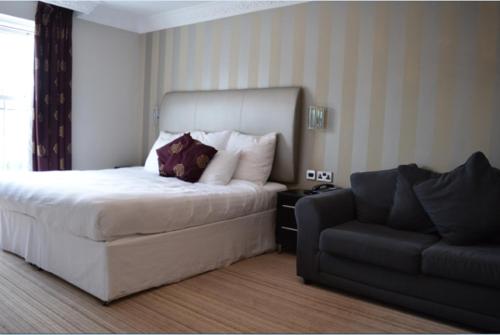 the cliff hotel