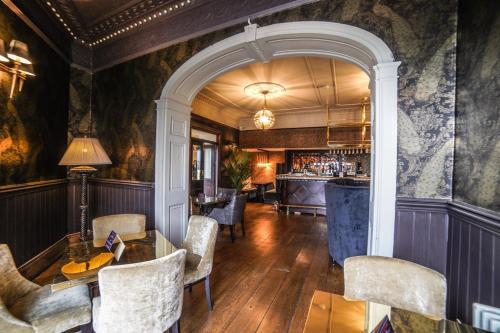 hardwick hall hotel