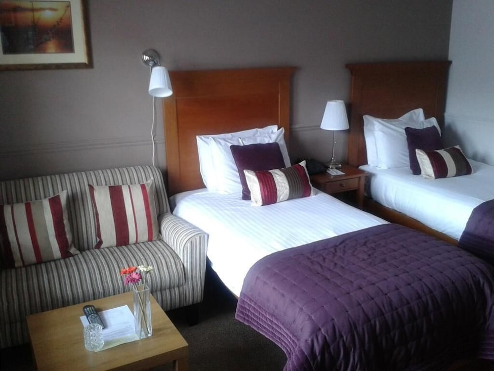 gomersal park hotel and dream spa adults only