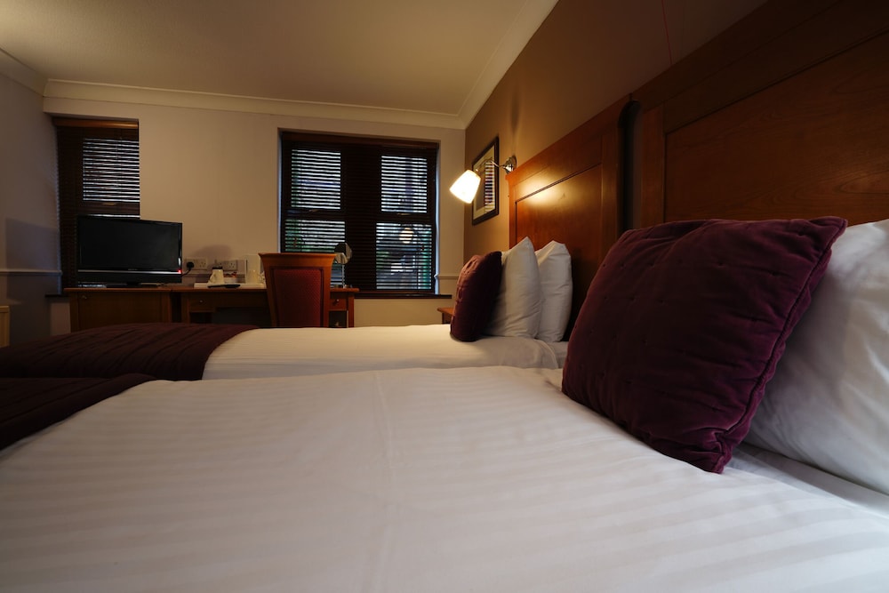 gomersal park hotel and dream spa adults only