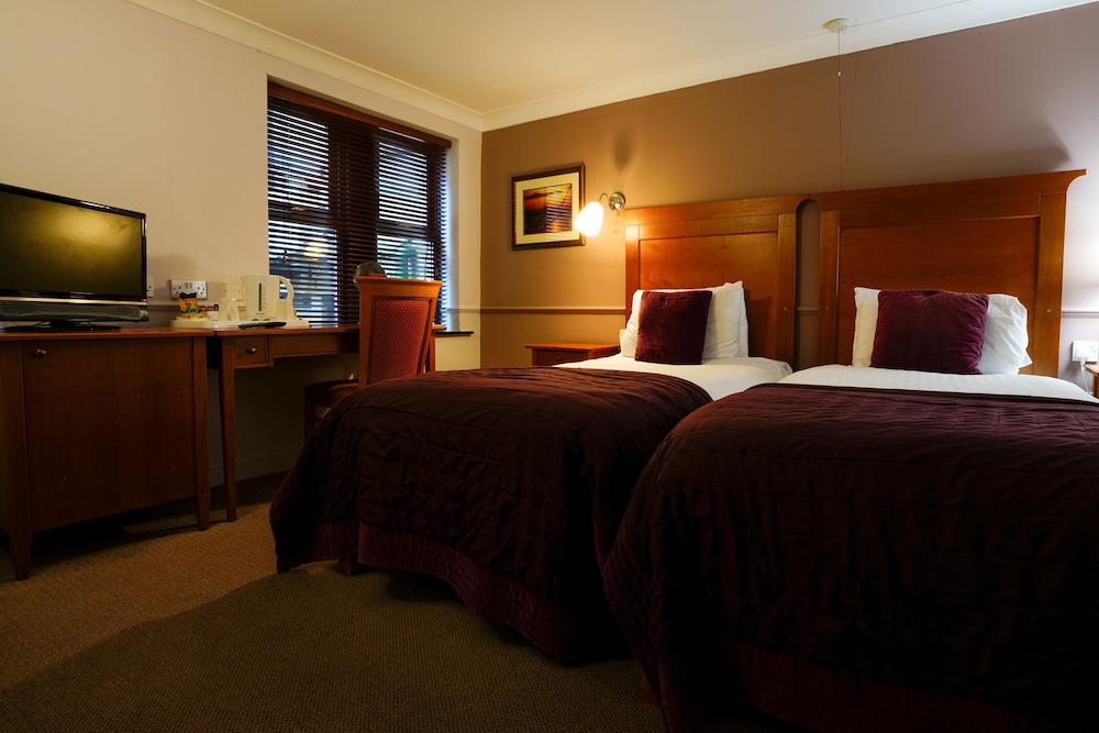 gomersal park hotel and dream spa adults only