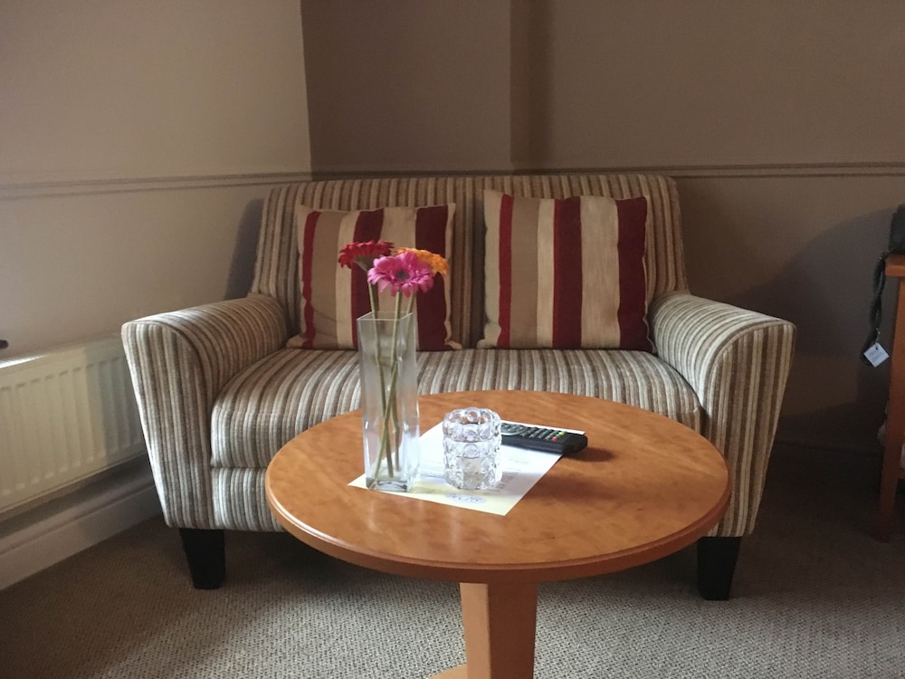 gomersal park hotel and dream spa adults only