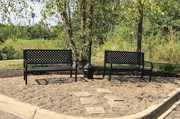 spark by hilton shepherdsville louisville south