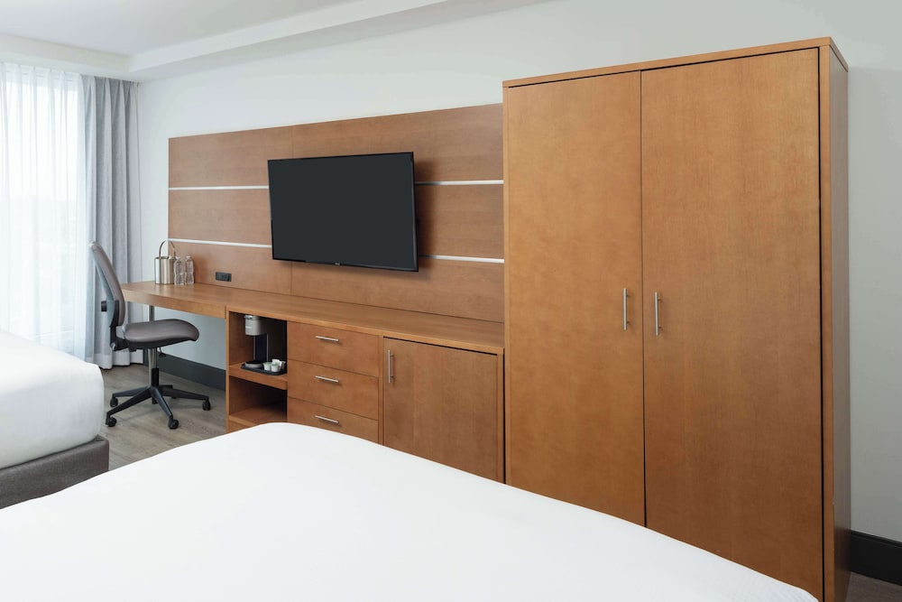 doubletree by hilton miami north i 95