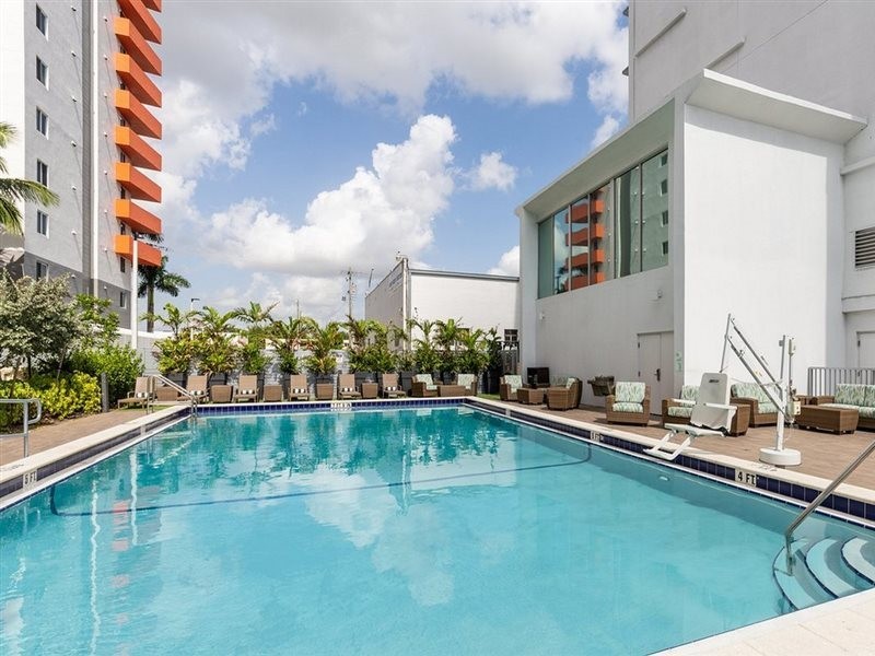 doubletree by hilton miami north i 95