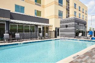 fairfield inn and suites by marriott orlando at millenia