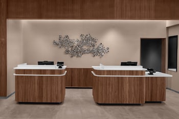 courtyard orem university place