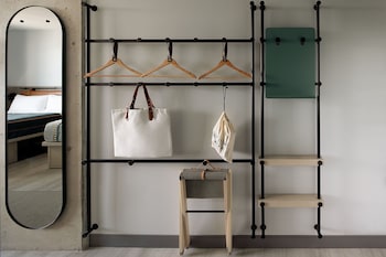 moxy st petersburg downtown