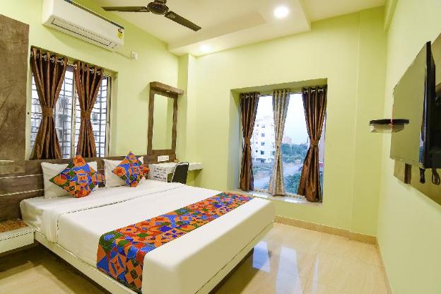 via the sunshine residency