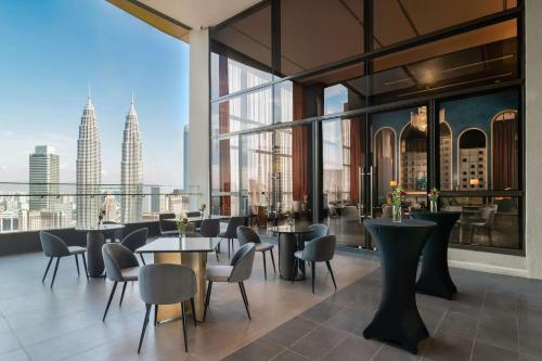 wyndham suites klcc