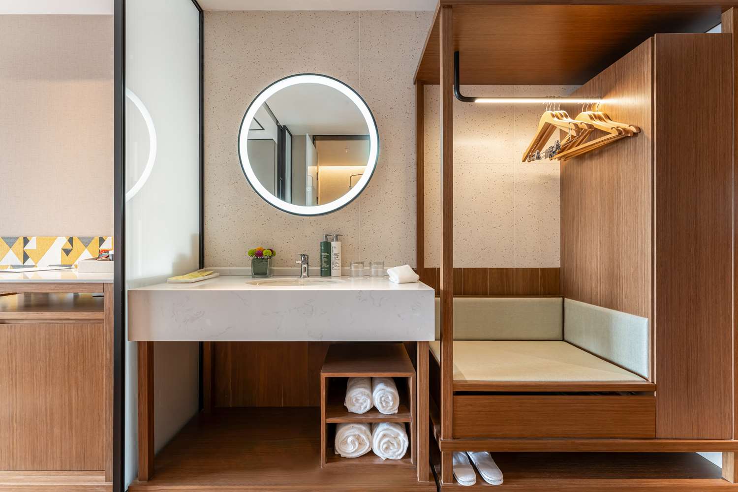 hilton garden inn huzhou high speed railway station