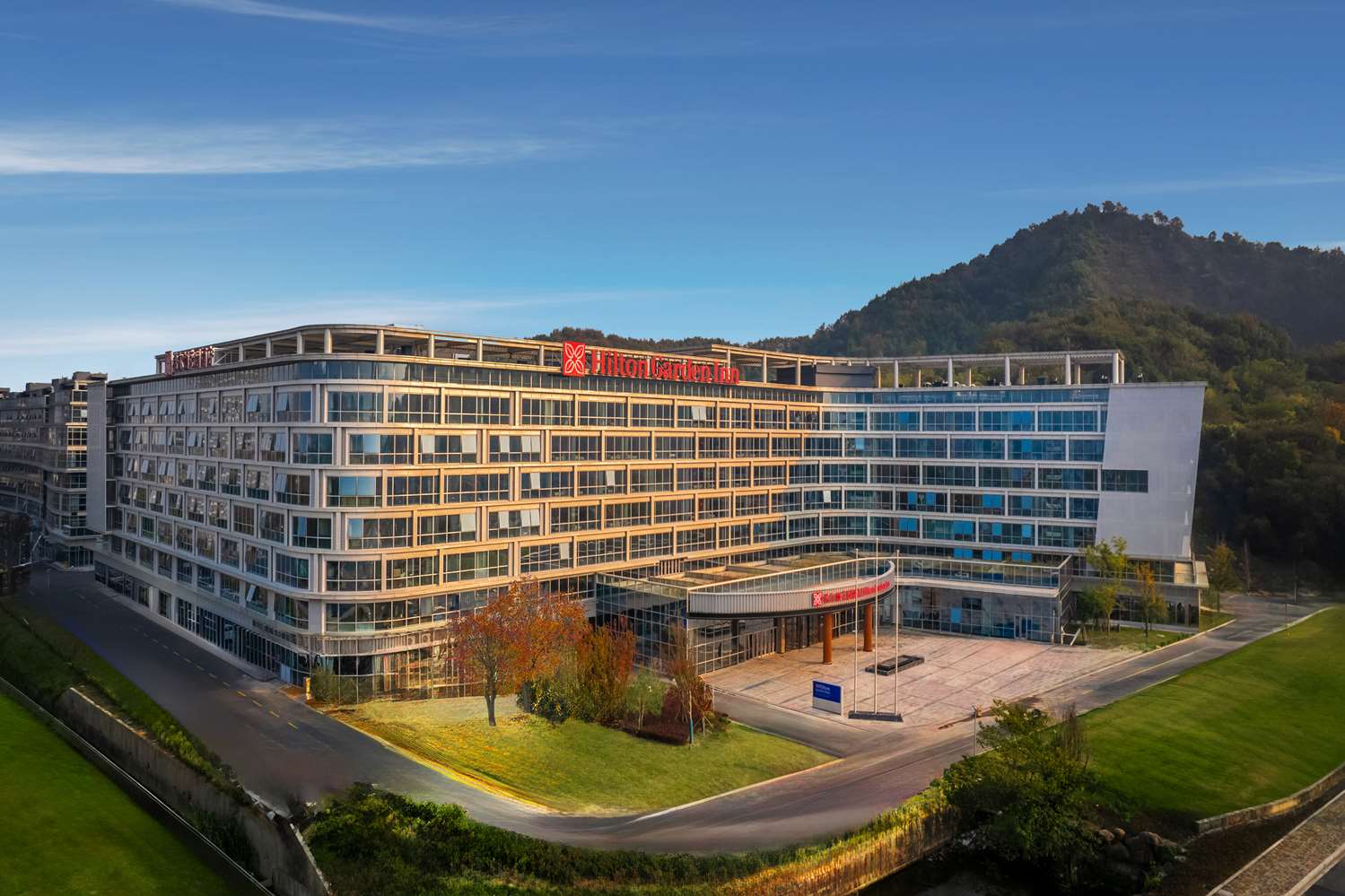 hilton garden inn huzhou high speed railway station