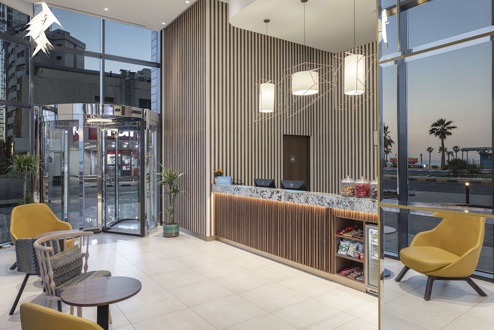 hampton by hilton kuwait salmiya