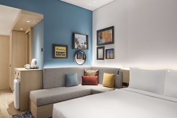 hampton by hilton kuwait salmiya
