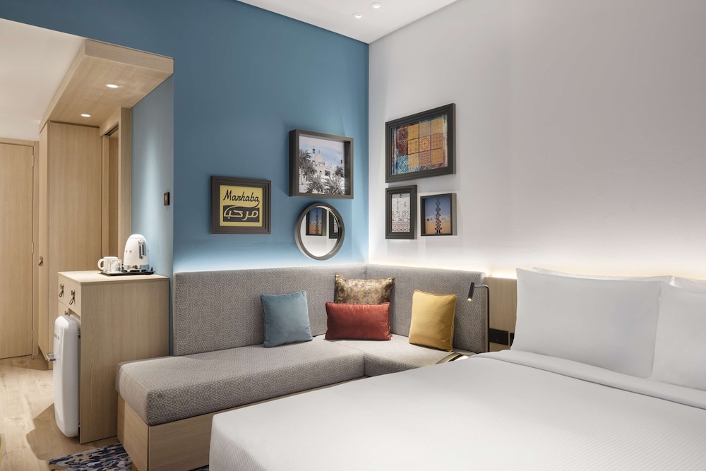 hampton by hilton kuwait salmiya