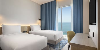 hampton by hilton kuwait salmiya