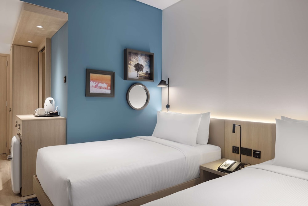 hampton by hilton kuwait salmiya