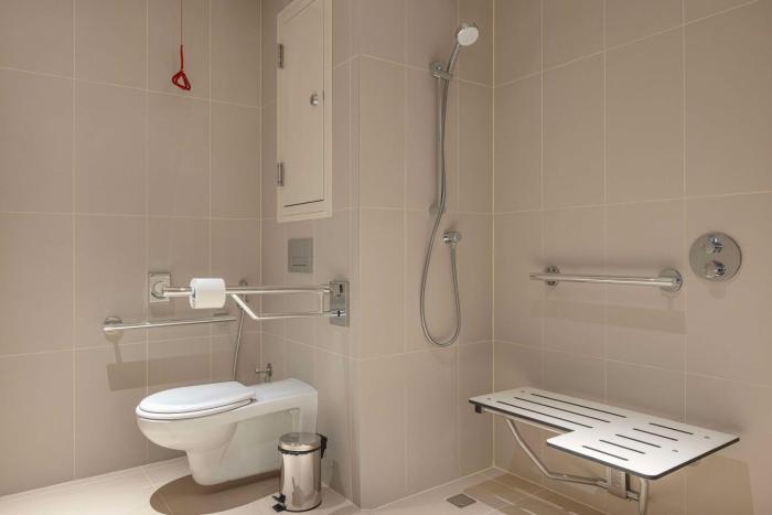 hampton by hilton kuwait salmiya