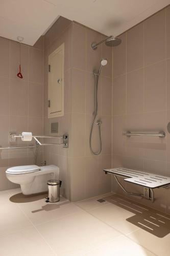 hampton by hilton kuwait salmiya