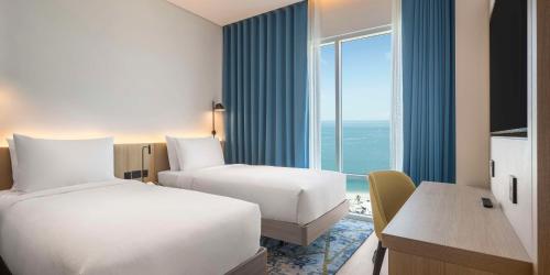 hampton by hilton kuwait salmiya